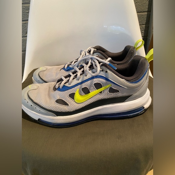 Nike Air Max AP - Picture 2 of 6